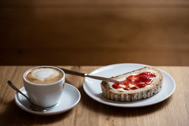 Image: Breakfast and dinner